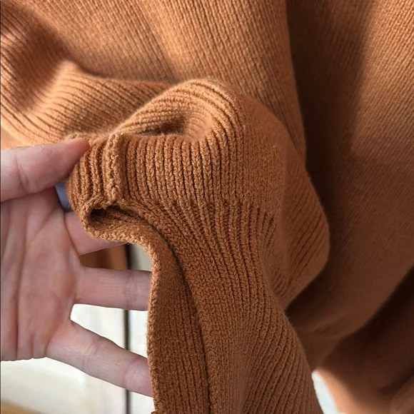 Free People Oversized Sweater - Picture 5 of 8